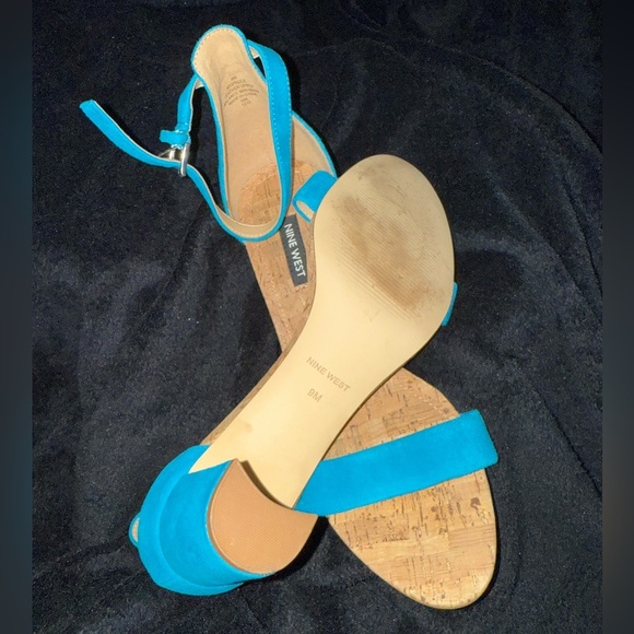 Nine West Blue Sandals with Minimalist Design - Picture 5 of 13